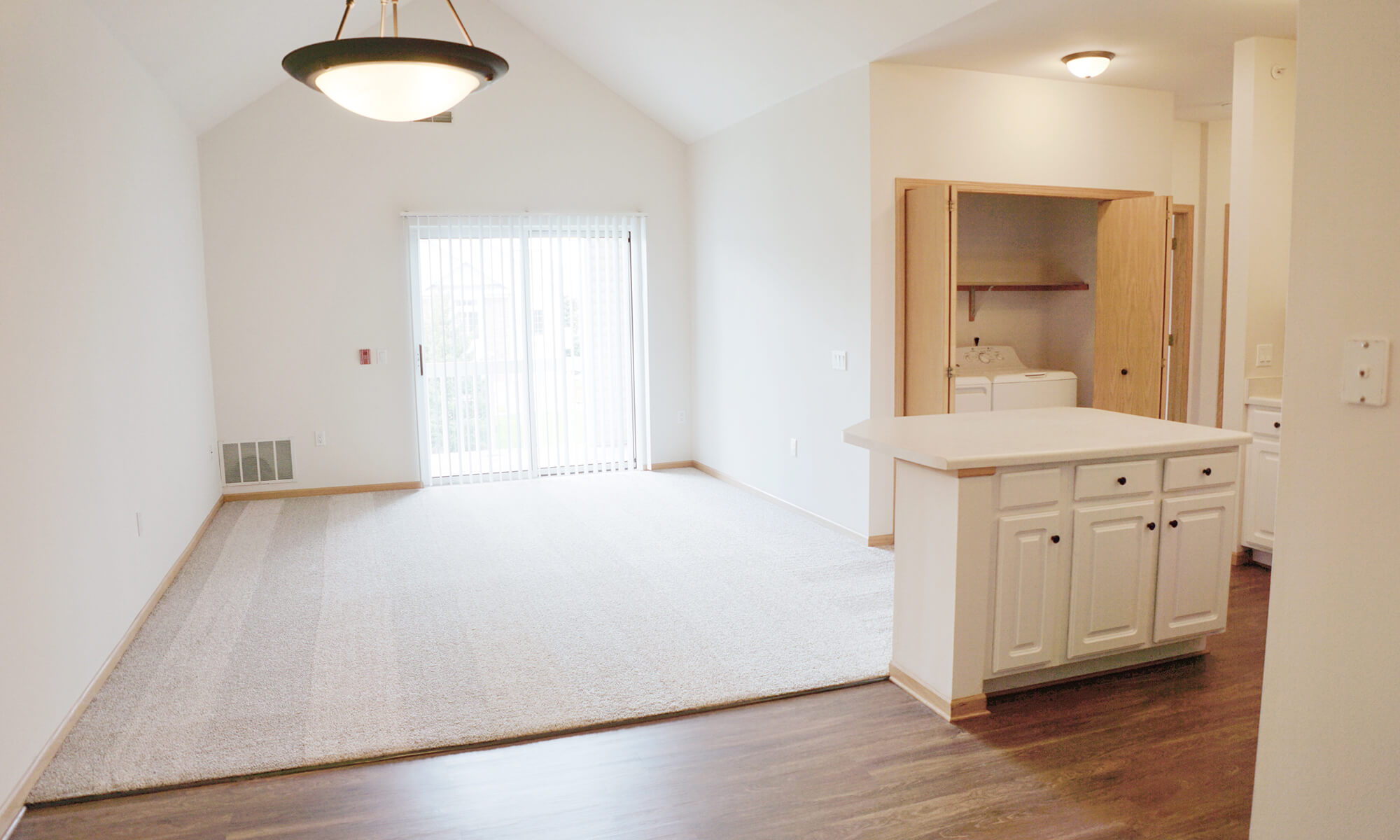 Kitchen Living Space (3)