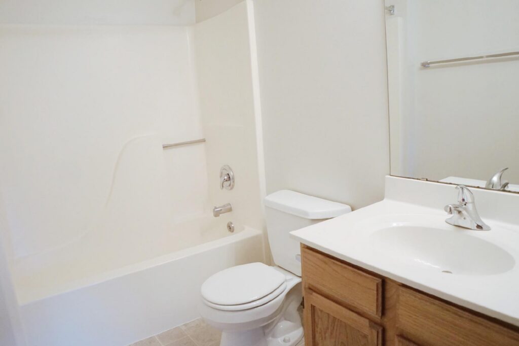Wexford Place Apartments | Bathroom Wexford Place Apartments | Bathroom